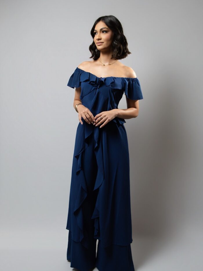 Conjunto Azul Marinho Ombro a Ombro com Folhos e Pantalona